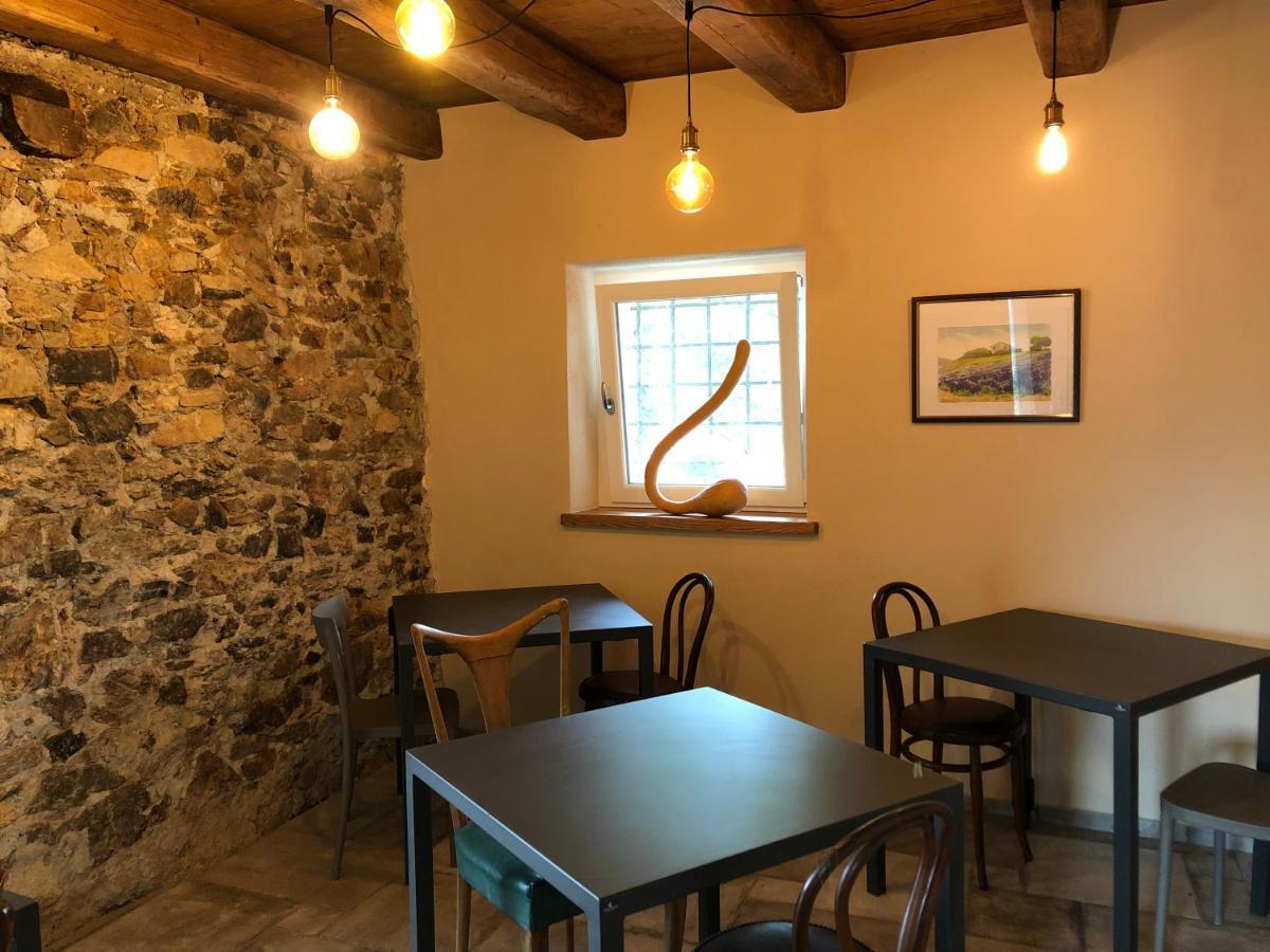 ססלו Agriturismo Cascina Cornelli מראה חיצוני תמונה